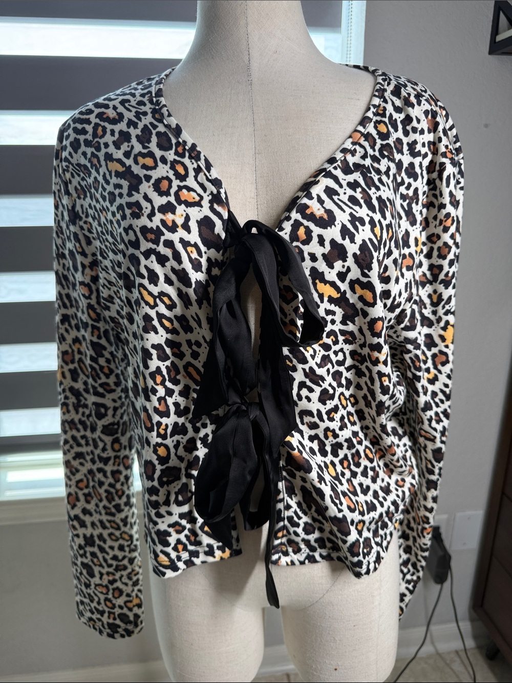 Commense Leopard bow long sleeve XL
